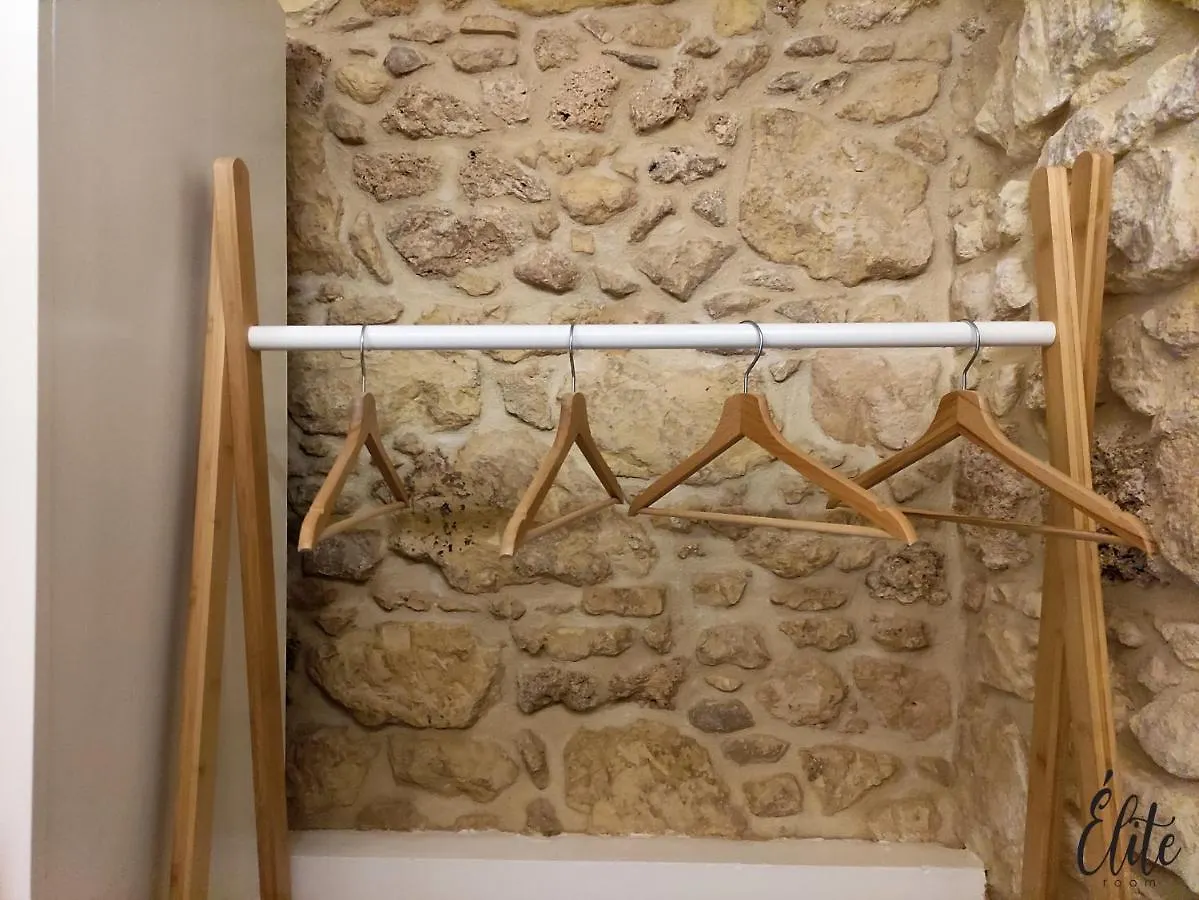נוטו Elite Room