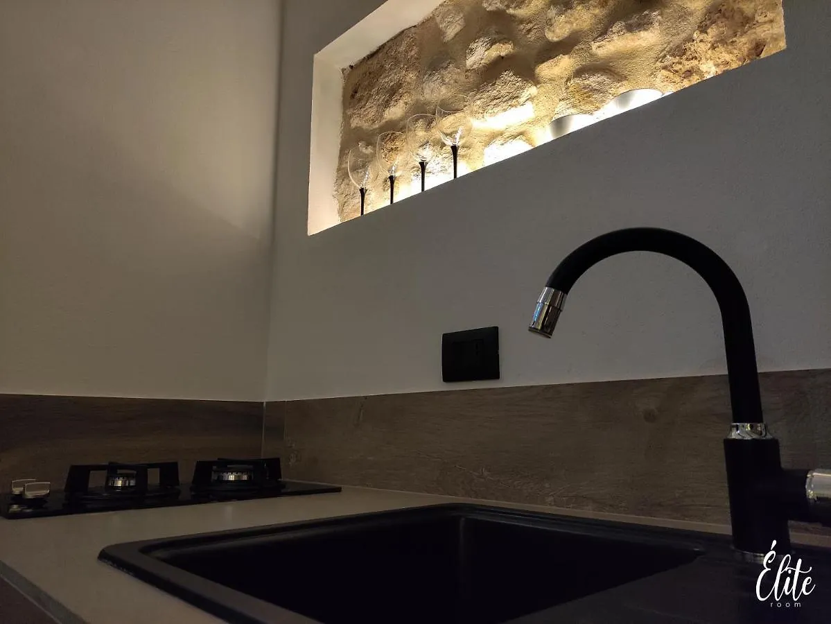 Apartment Elite Room Noto