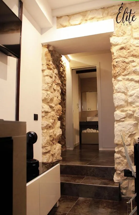 Apartment Elite Room Noto